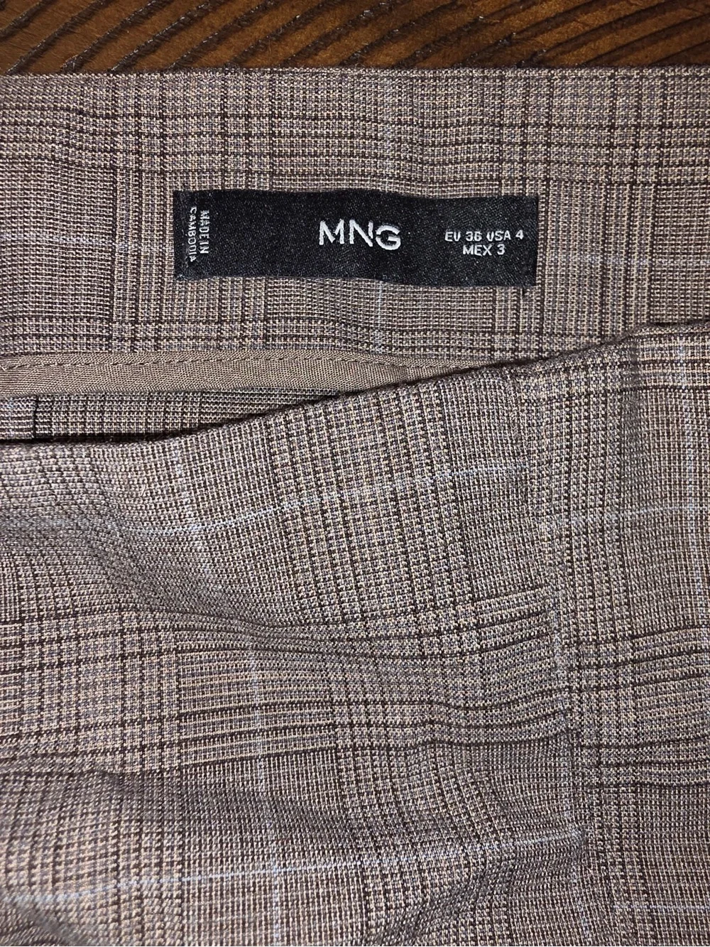 Mango Beige Plaid mini Skirt